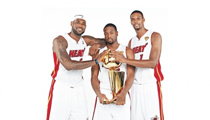 九游网页版官网-经典球员回归：退役明星助阵足球推广，足坛退役球星