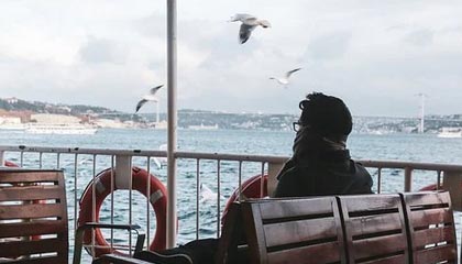 九游jiuyou-迷你台球比赛：全民娱乐新潮流，小型台球